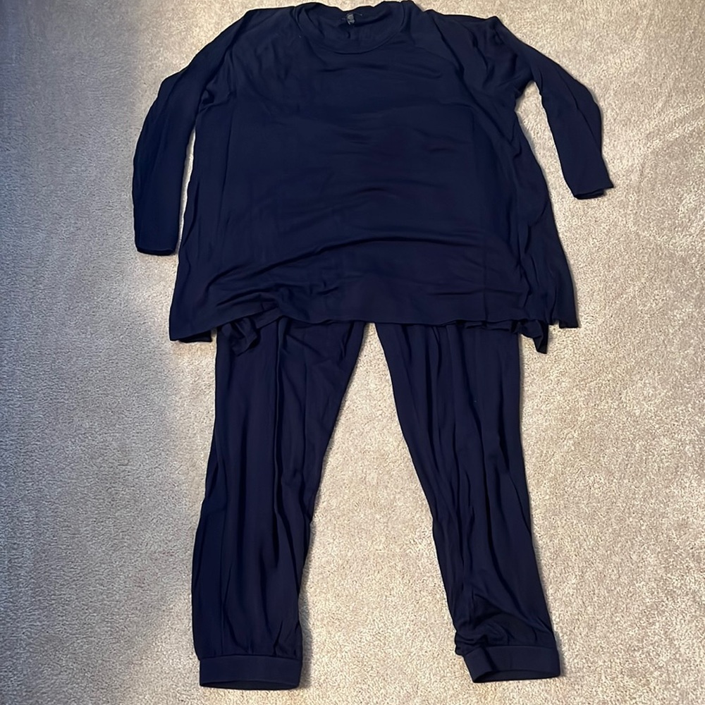 Eileen Fisher lounge set